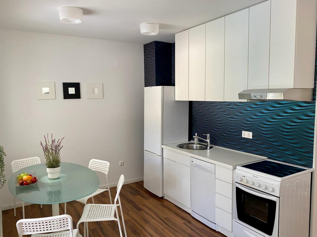 PRIVATE pool&Mediterranean garden apartment Mia Šilo Buitenkant foto